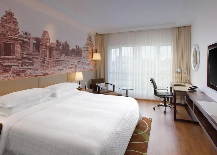 Superior King Room